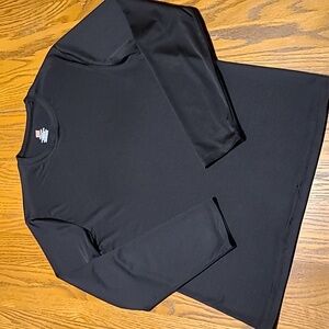 Hanes Athletic Shirt  - Men's Medium